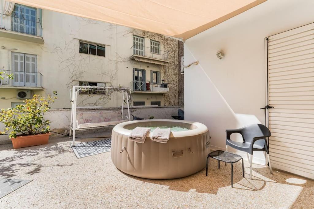 Amazing 3Bdr Apt With Unique Roof Garden In Plaka 아테네 외부 사진