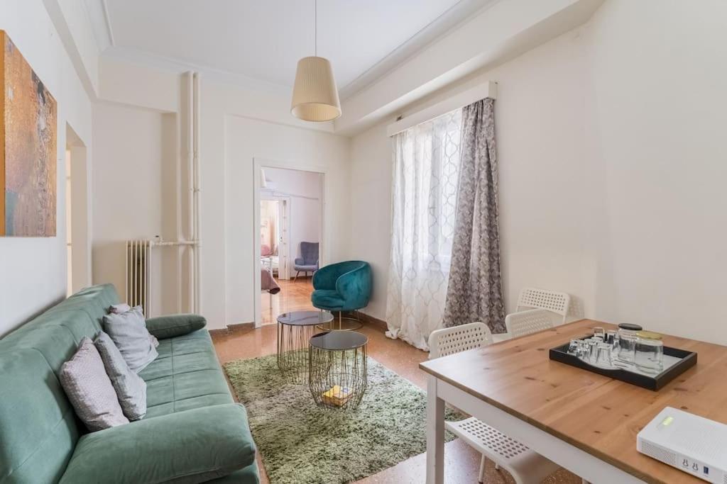 Amazing 3Bdr Apt With Unique Roof Garden In Plaka 아테네 외부 사진