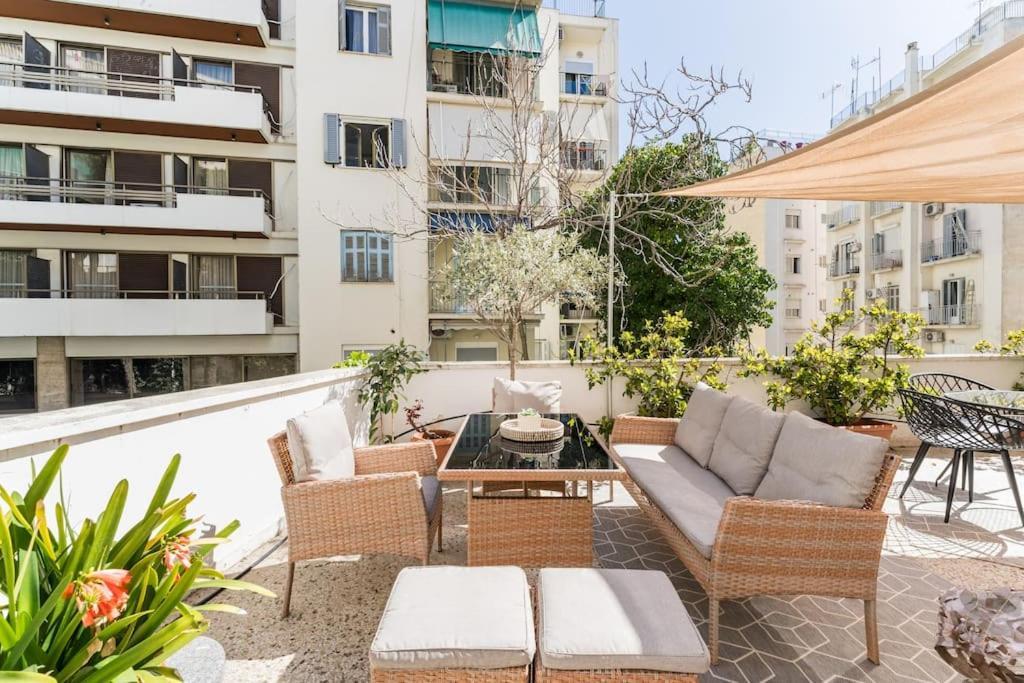 Amazing 3Bdr Apt With Unique Roof Garden In Plaka 아테네 외부 사진