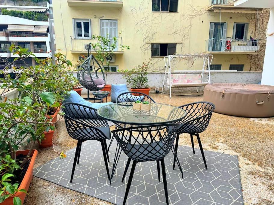 Amazing 3Bdr Apt With Unique Roof Garden In Plaka 아테네 외부 사진